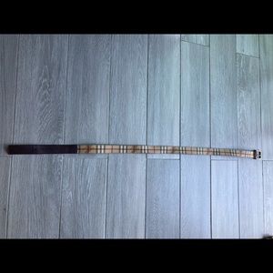 Classic Burberry belt